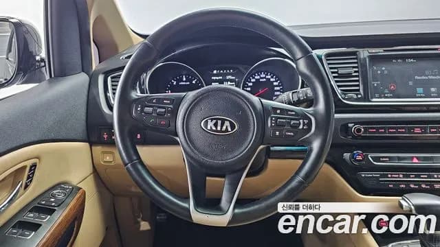 2017 Kia All New Carnival 9-seater Hi-Limousine Sold VIN KNAME81ABHS337625 – photo 11 2017 Kia All New Carnival 9-seater Hi-Limousine Sold VIN KNAME81ABHS337625 – photo 11