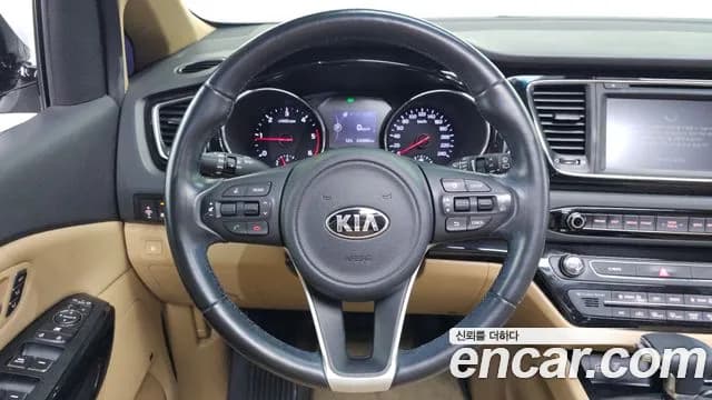 2018 Kia All New Carnival 9-seater Noblesse Sold VIN KNAME81ABJS350231 – rear exterior 2018 Kia All New Carnival 9-seater Noblesse Sold VIN KNAME81ABJS350231 – rear exterior