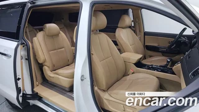 2018 Kia All New Carnival 9-seater Noblesse Sold VIN KNAME81ABJS350231 – photo 20 2018 Kia All New Carnival 9-seater Noblesse Sold VIN KNAME81ABJS350231 – photo 20