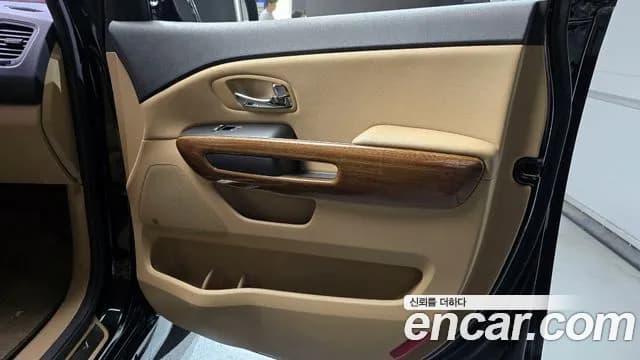 2018 Kia All New Carnival 7-seater Hi-limousine Sold VIN KNAME81ABJS371713 – odometer reading 2018 Kia All New Carnival 7-seater Hi-limousine Sold VIN KNAME81ABJS371713 – odometer reading