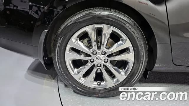 2018 Kia All New Carnival 9-seater Noblesse Sold VIN KNAME81ABJS395656 – rear exterior 2018 Kia All New Carnival 9-seater Noblesse Sold VIN KNAME81ABJS395656 – rear exterior