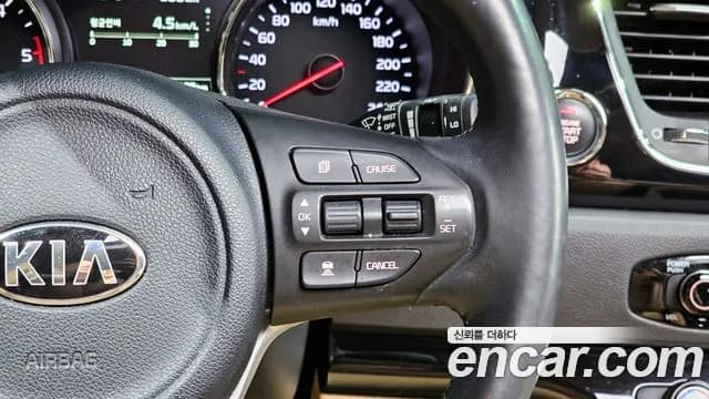 2018 Kia All New Carnival 9-seater Noblesse Sold VIN KNAME81ABJS395656 – photo 12 2018 Kia All New Carnival 9-seater Noblesse Sold VIN KNAME81ABJS395656 – photo 12