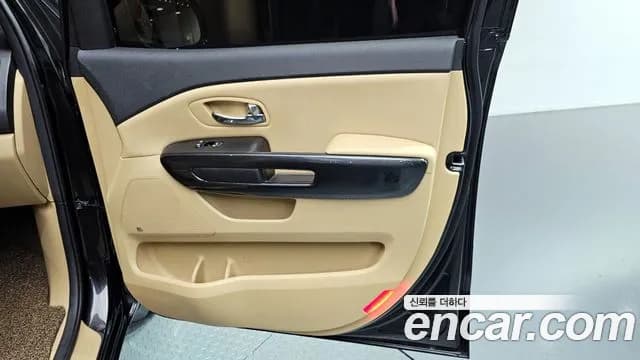 2018 Kia All New Carnival 9-seater Noblesse Sold VIN KNAME81ABJS395656 – photo 13 2018 Kia All New Carnival 9-seater Noblesse Sold VIN KNAME81ABJS395656 – photo 13