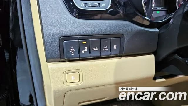 2018 Kia All New Carnival 9-seater Noblesse Sold VIN KNAME81ABJS395656 – photo 17 2018 Kia All New Carnival 9-seater Noblesse Sold VIN KNAME81ABJS395656 – photo 17
