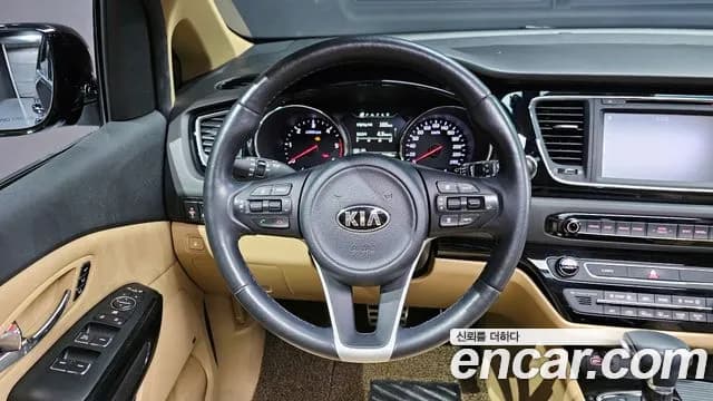 2018 Kia All New Carnival 9-seater Noblesse Sold VIN KNAME81ABJS395656 – photo 31 2018 Kia All New Carnival 9-seater Noblesse Sold VIN KNAME81ABJS395656 – photo 31