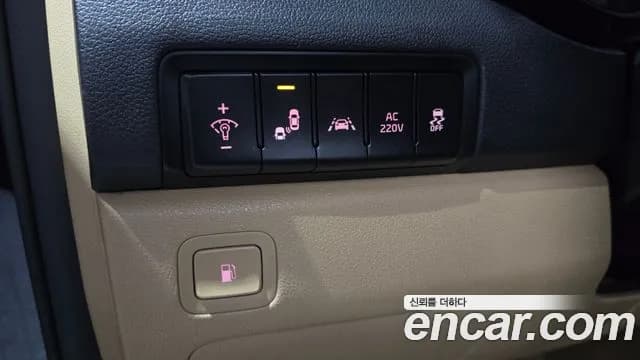 2018 Kia All New Carnival 9-seater Hi-Limousine Sold VIN KNAME81ABJS402949 – side profile 2018 Kia All New Carnival 9-seater Hi-Limousine Sold VIN KNAME81ABJS402949 – side profile