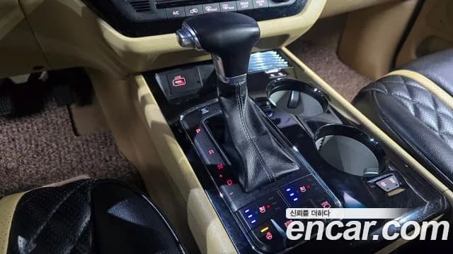 2018 Kia All New Carnival 9-seater Hi-Limousine Sold VIN KNAME81ABJS402949 – photo 15 2018 Kia All New Carnival 9-seater Hi-Limousine Sold VIN KNAME81ABJS402949 – photo 15