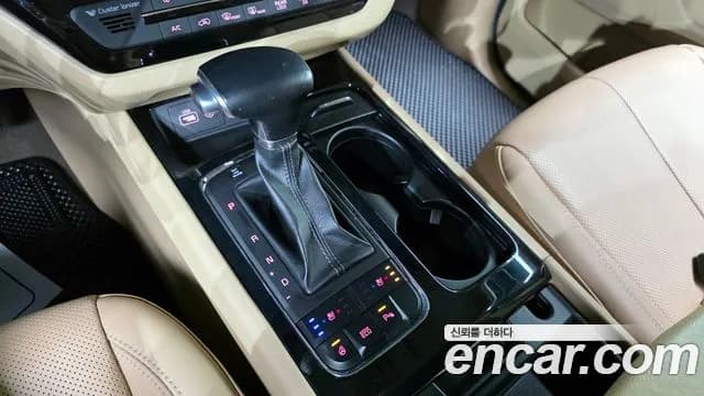 2018 Kia All New Carnival 9-seater Noblesse Sold VIN KNAME81ABJS407265 – front exterior 2018 Kia All New Carnival 9-seater Noblesse Sold VIN KNAME81ABJS407265 – front exterior