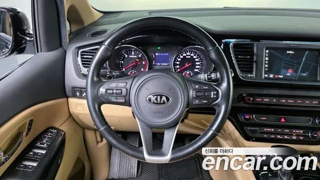 2018 Kia All New Carnival 9-seater Noblesse Sold VIN KNAME81ABJS407265 – photo 14 2018 Kia All New Carnival 9-seater Noblesse Sold VIN KNAME81ABJS407265 – photo 14