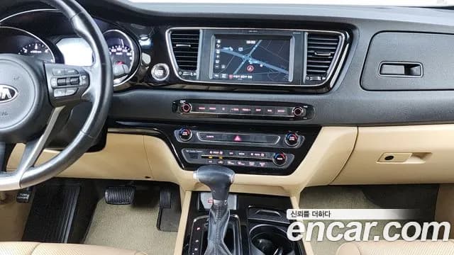 2018 Kia All New Carnival 9-seater Noblesse Sold VIN KNAME81ABJS425472 – photo 14 2018 Kia All New Carnival 9-seater Noblesse Sold VIN KNAME81ABJS425472 – photo 14