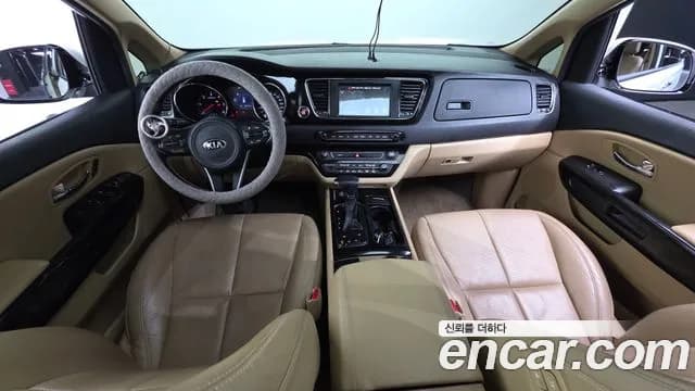 2018 Kia All New Carnival 9-seater Noblesse Sold VIN KNAME81ABJS436191 – rear exterior 2018 Kia All New Carnival 9-seater Noblesse Sold VIN KNAME81ABJS436191 – rear exterior
