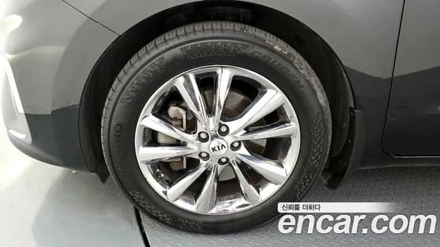 2019 Kia The New Carnival 9-Seater Noblesse Special Sold VIN KNAME81ABKS450158 – photo 15 2019 Kia The New Carnival 9-Seater Noblesse Special Sold VIN KNAME81ABKS450158 – photo 15