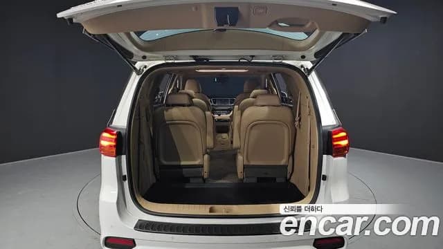 2019 Kia The New Carnival 9-Seater Noblesse Special Sold VIN KNAME81ABKS452404 – photo 11 2019 Kia The New Carnival 9-Seater Noblesse Special Sold VIN KNAME81ABKS452404 – photo 11