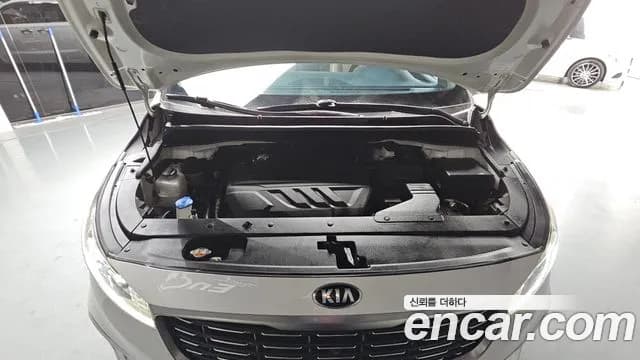 2019 Kia The New Carnival 9-Seater Noblesse Special Sold VIN KNAME81ABKS452404 – photo 16 2019 Kia The New Carnival 9-Seater Noblesse Special Sold VIN KNAME81ABKS452404 – photo 16