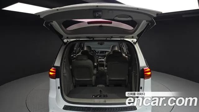 2019 Kia The New Carnival 9-Seater Noblesse Special Sold VIN KNAME81ABKS452588 – photo 15 2019 Kia The New Carnival 9-Seater Noblesse Special Sold VIN KNAME81ABKS452588 – photo 15