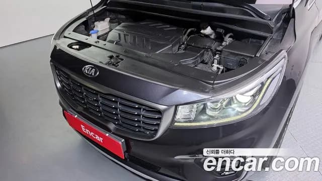 2019 Kia The New Carnival 9-Seater Noblesse Special Sold VIN KNAME81ABKS453508 – rear exterior 2019 Kia The New Carnival 9-Seater Noblesse Special Sold VIN KNAME81ABKS453508 – rear exterior