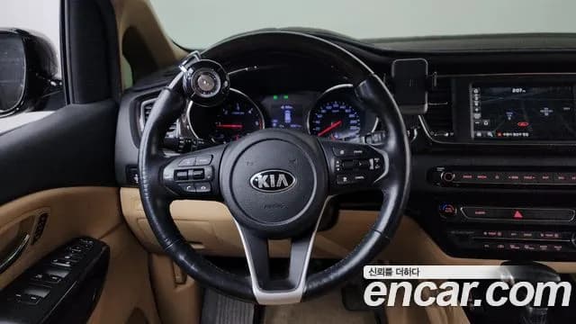 2019 Kia The New Carnival 9-Seater Noblesse Sold VIN KNAME81ABKS455595 – photo 15 2019 Kia The New Carnival 9-Seater Noblesse Sold VIN KNAME81ABKS455595 – photo 15