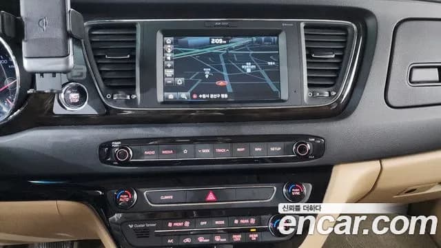 2019 Kia The New Carnival 9-Seater Noblesse Sold VIN KNAME81ABKS455595 – photo 16 2019 Kia The New Carnival 9-Seater Noblesse Sold VIN KNAME81ABKS455595 – photo 16