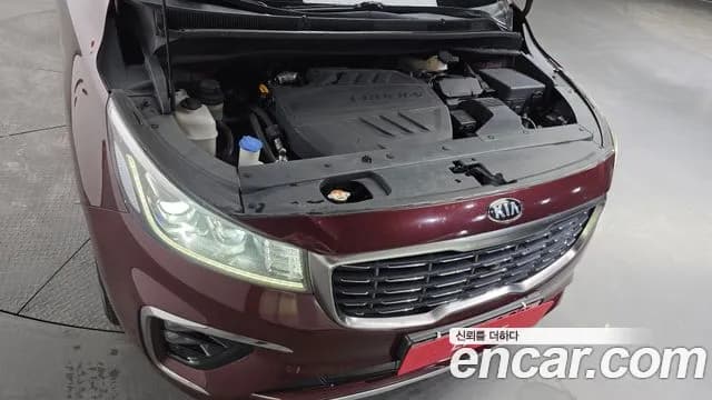 2019 Kia The New Carnival 7-Seater Limousine Sold VIN KNAME81ABKS456968 – side profile 2019 Kia The New Carnival 7-Seater Limousine Sold VIN KNAME81ABKS456968 – side profile