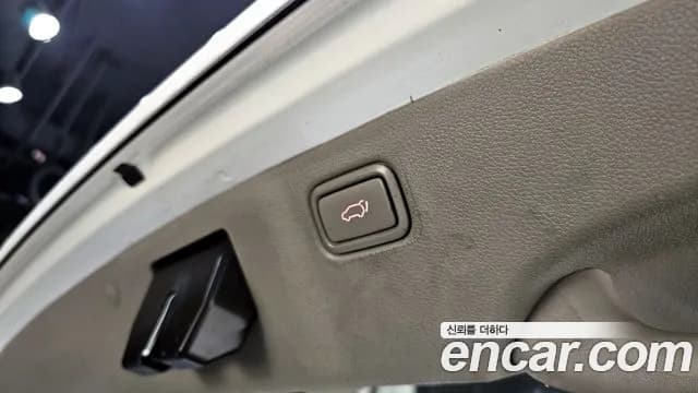 2019 Kia The New Carnival 9-Seater Noblesse Special Sold VIN KNAME81ABKS458308 – front exterior 2019 Kia The New Carnival 9-Seater Noblesse Special Sold VIN KNAME81ABKS458308 – front exterior