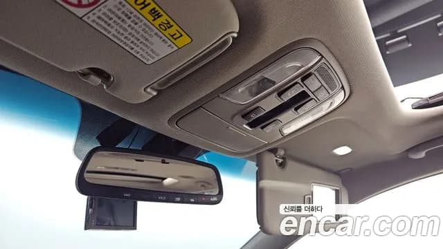2019 Kia The New Carnival 9-Seater Noblesse Special Sold VIN KNAME81ABKS458308 – exterior detail 2019 Kia The New Carnival 9-Seater Noblesse Special Sold VIN KNAME81ABKS458308 – exterior detail