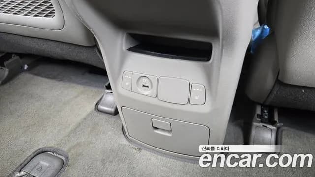 2019 Kia The New Carnival 9-Seater Noblesse Sold VIN KNAME81ABKS459157 – photo 16 2019 Kia The New Carnival 9-Seater Noblesse Sold VIN KNAME81ABKS459157 – photo 16