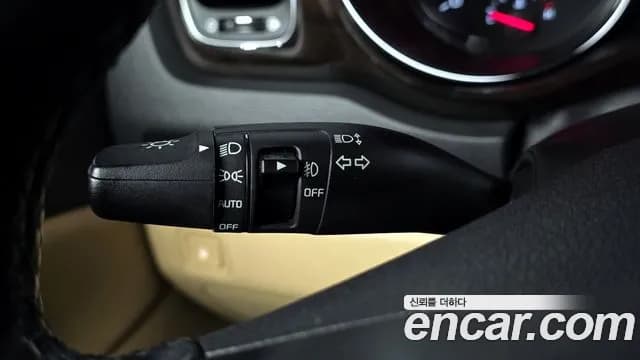 2019 Kia The New Carnival 7-Seater Limousine Sold VIN KNAME81ABKS460832 – front exterior 2019 Kia The New Carnival 7-Seater Limousine Sold VIN KNAME81ABKS460832 – front exterior