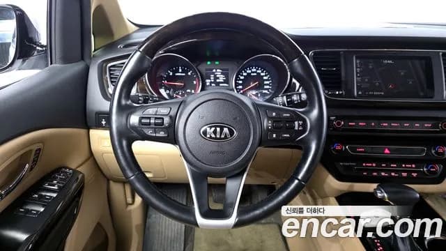 2019 Kia The New Carnival 7-Seater Limousine Sold VIN KNAME81ABKS460832 – dashboard 2019 Kia The New Carnival 7-Seater Limousine Sold VIN KNAME81ABKS460832 – dashboard