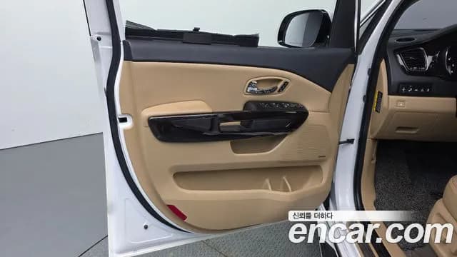 2019 Kia The New Carnival 9-Seater Noblesse Special Sold VIN KNAME81ABKS461081 – undercarriage 2019 Kia The New Carnival 9-Seater Noblesse Special Sold VIN KNAME81ABKS461081 – undercarriage
