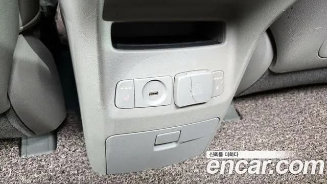 2019 Kia The New Carnival 9-Seater Noblesse Special Sold VIN KNAME81ABKS461271 – interior seats 2019 Kia The New Carnival 9-Seater Noblesse Special Sold VIN KNAME81ABKS461271 – interior seats