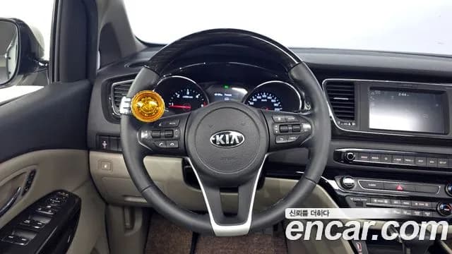 2019 Kia The New Carnival 9-Seater Noblesse Special Sold VIN KNAME81ABKS461271 – photo 13 2019 Kia The New Carnival 9-Seater Noblesse Special Sold VIN KNAME81ABKS461271 – photo 13