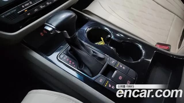 2019 Kia The New Carnival 9-Seater Noblesse Sold VIN KNAME81ABKS465491 – engine bay 2019 Kia The New Carnival 9-Seater Noblesse Sold VIN KNAME81ABKS465491 – engine bay