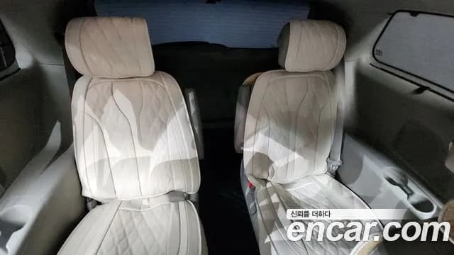 2019 Kia The New Carnival 9-Seater Noblesse Sold VIN KNAME81ABKS465491 – photo 12 2019 Kia The New Carnival 9-Seater Noblesse Sold VIN KNAME81ABKS465491 – photo 12