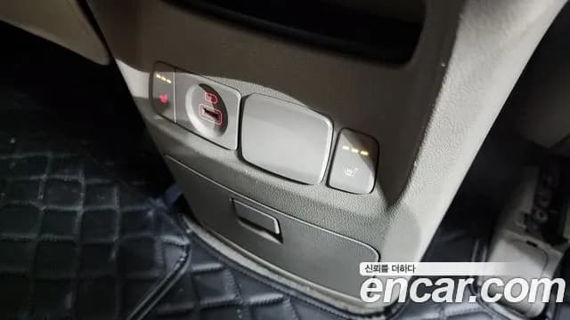 2019 Kia The New Carnival 9-Seater Noblesse Sold VIN KNAME81ABKS465491 – photo 16 2019 Kia The New Carnival 9-Seater Noblesse Sold VIN KNAME81ABKS465491 – photo 16