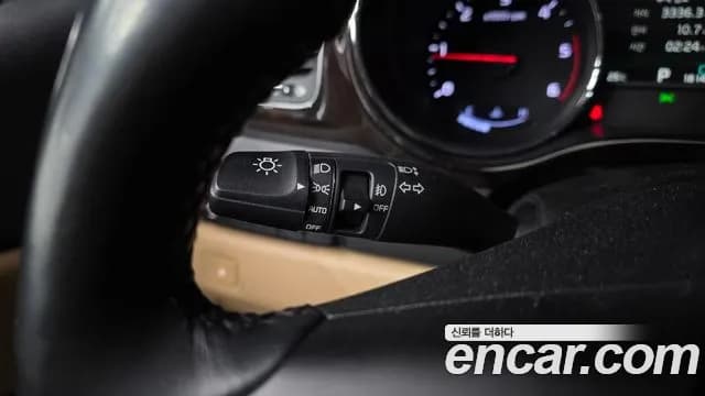 2019 Kia The New Carnival 7-Seater Limousine Sold VIN KNAME81ABKS468623 – side profile 2019 Kia The New Carnival 7-Seater Limousine Sold VIN KNAME81ABKS468623 – side profile