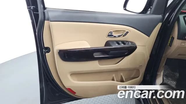 2019 Kia The New Carnival 7-Seater Limousine Sold VIN KNAME81ABKS472300 – photo 14 2019 Kia The New Carnival 7-Seater Limousine Sold VIN KNAME81ABKS472300 – photo 14