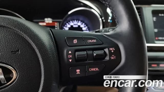2019 Kia The New Carnival 7-Seater Limousine Sold VIN KNAME81ABKS472300 – photo 20 2019 Kia The New Carnival 7-Seater Limousine Sold VIN KNAME81ABKS472300 – photo 20