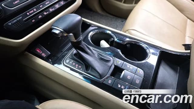 2019 Kia The New Carnival 9-Seater Noblesse Special Sold VIN KNAME81ABKS478700 – engine bay 2019 Kia The New Carnival 9-Seater Noblesse Special Sold VIN KNAME81ABKS478700 – engine bay