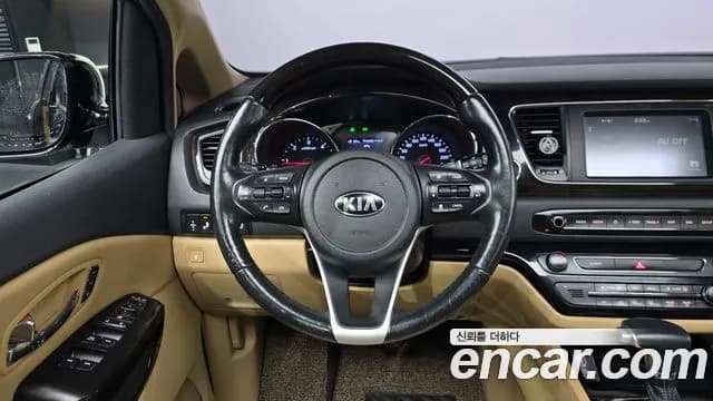2019 Kia The New Carnival 9-Seater Noblesse Special Sold VIN KNAME81ABKS480070 – photo 12 2019 Kia The New Carnival 9-Seater Noblesse Special Sold VIN KNAME81ABKS480070 – photo 12