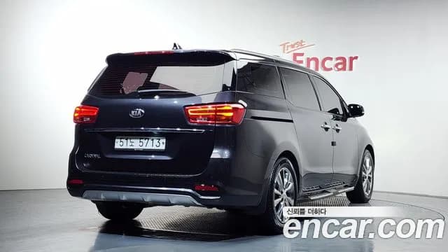 2019 Kia The New Carnival 9-Seater Noblesse Special Sold VIN KNAME81ABKS480072 – front exterior 2019 Kia The New Carnival 9-Seater Noblesse Special Sold VIN KNAME81ABKS480072 – front exterior