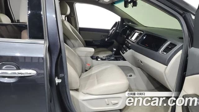 2019 Kia The New Carnival 9-Seater Noblesse Special Sold VIN KNAME81ABKS480072 – side profile 2019 Kia The New Carnival 9-Seater Noblesse Special Sold VIN KNAME81ABKS480072 – side profile
