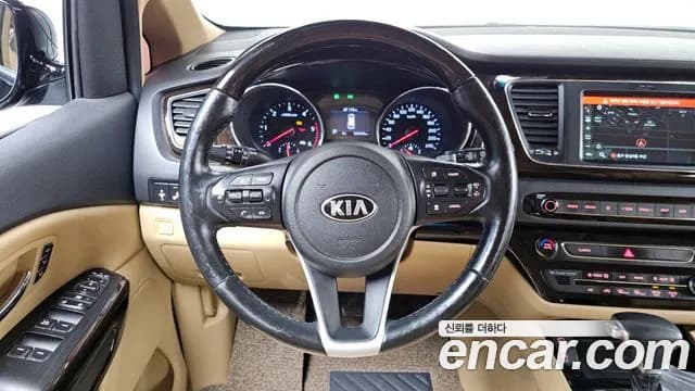 2019 Kia The New Carnival 9-Seater Noblesse Special Sold VIN KNAME81ABKS483898 – side profile 2019 Kia The New Carnival 9-Seater Noblesse Special Sold VIN KNAME81ABKS483898 – side profile
