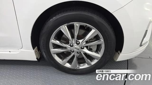 2019 Kia The New Carnival 9-Seater Hi-Limousine Sold VIN KNAME81ABKS488028 – photo 18 2019 Kia The New Carnival 9-Seater Hi-Limousine Sold VIN KNAME81ABKS488028 – photo 18