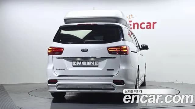 2019 Kia The New Carnival 9-Seater Hi-Limousine Sold VIN KNAME81ABKS493183 – front exterior 2019 Kia The New Carnival 9-Seater Hi-Limousine Sold VIN KNAME81ABKS493183 – front exterior
