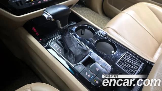 2019 Kia The New Carnival 9-Seater Hi-Limousine Sold VIN KNAME81ABKS493183 – photo 14 2019 Kia The New Carnival 9-Seater Hi-Limousine Sold VIN KNAME81ABKS493183 – photo 14