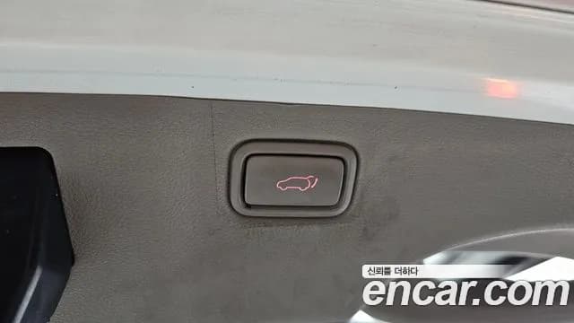 2019 Kia The New Carnival 9-Seater Noblesse Sold VIN KNAME81ABKS495340 – side profile 2019 Kia The New Carnival 9-Seater Noblesse Sold VIN KNAME81ABKS495340 – side profile