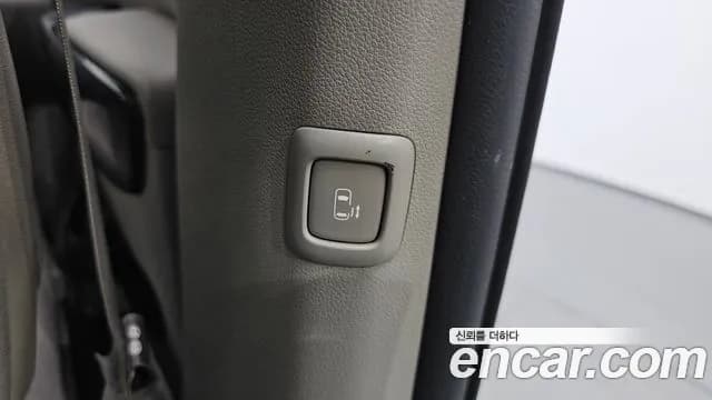 2019 Kia The New Carnival 9-Seater Noblesse Sold VIN KNAME81ABKS495340 – photo 34 2019 Kia The New Carnival 9-Seater Noblesse Sold VIN KNAME81ABKS495340 – photo 34