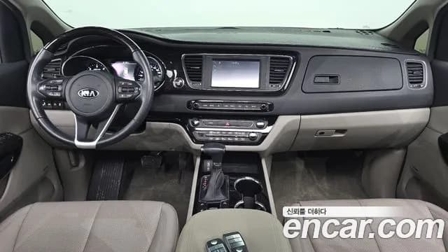 2019 Kia The New Carnival 9-Seater Noblesse Special Sold VIN KNAME81ABKS498120 – rear exterior 2019 Kia The New Carnival 9-Seater Noblesse Special Sold VIN KNAME81ABKS498120 – rear exterior