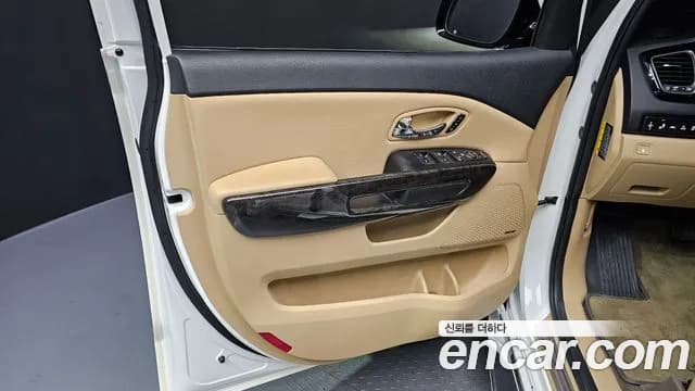 2019 Kia The New Carnival 9-Seater Hi-Limousine Sold VIN KNAME81ABKS498360 – photo 23 2019 Kia The New Carnival 9-Seater Hi-Limousine Sold VIN KNAME81ABKS498360 – photo 23