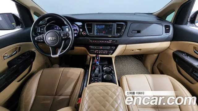 2019 Kia The New Carnival 9-Seater Hi-Limousine Sold VIN KNAME81ABKS498363 – side profile 2019 Kia The New Carnival 9-Seater Hi-Limousine Sold VIN KNAME81ABKS498363 – side profile
